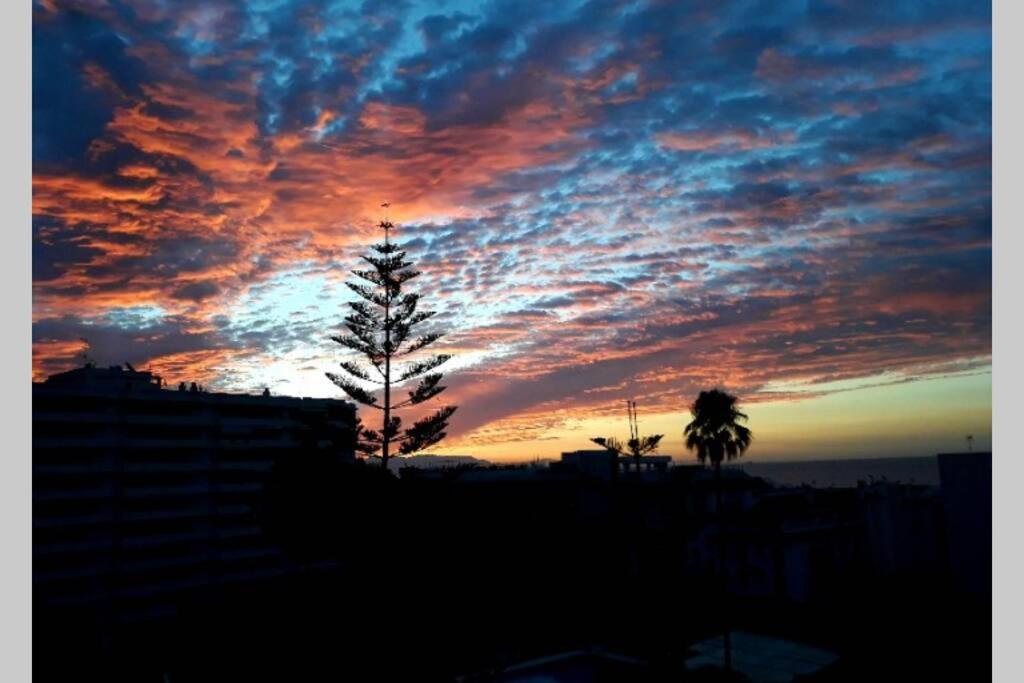 Carihuela Palace Torremolinos Ngoại thất bức ảnh
